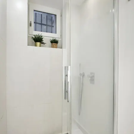 Bnbnova - 1br Mabillon & Saint Germain Апартаменты *